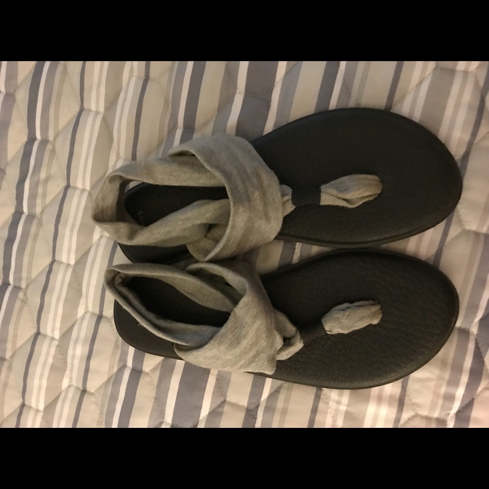 Sanuk sandals
